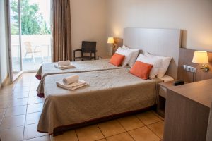 Een en twee persoons kamer